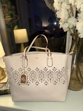 LAUREN RALPH LAUREN WHITE LASER CUT TOTE PURSE